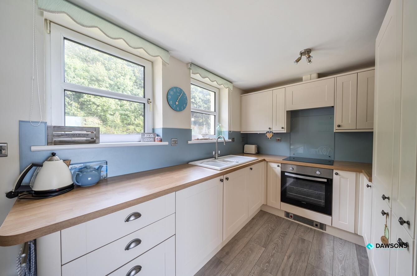 Caswell bay Court, Caswell Road, Caswell, Swansea, SA3 4RY